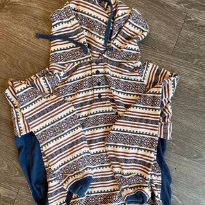 NYC MANUFACTURING COMPANY FUN UNIQUE DESIGN HOODIE